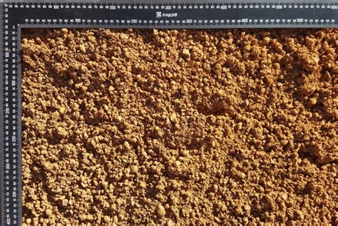 red roadbase ferricrete mm