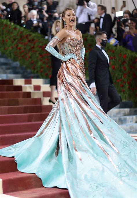The Best Celebrity Outfits of 2022, According to Vogue Editors | Vogue