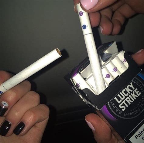 Пин от пользователя Alexandra на доске cigarettes | Сигаретный дым, Не ...