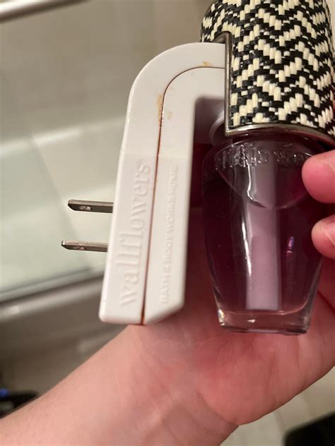 Why is My Bath And Body Works Wallflower Leaking? Troubleshoot Now