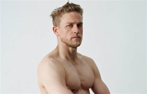 Mino del Día: Charlie Hunnam