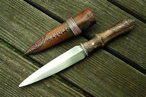 147 best images about Fantasy & Medieval Weapons on Pinterest | Fantasy ...