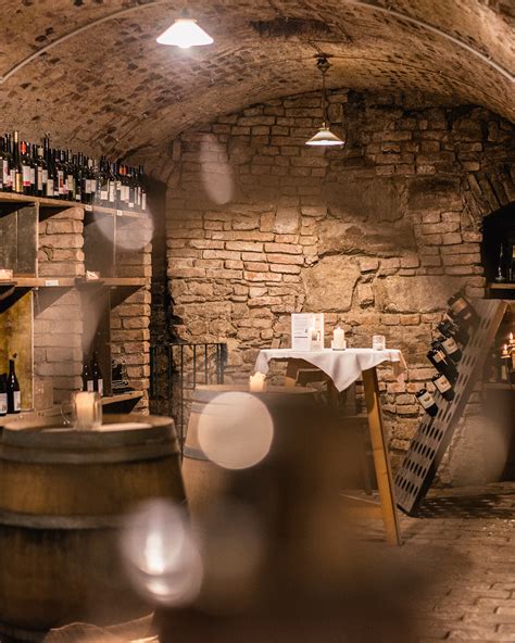 HIDDEN WINE CELLAR TOUR