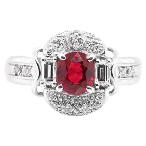 Vivid Red Ruby and Diamond Ring For Sale at 1stDibs | anello con rubino