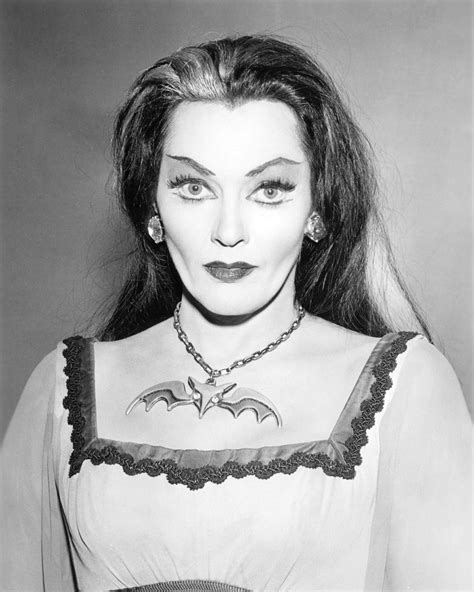 Yvonne De Carlo
