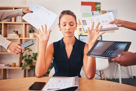 O Autoconhecimento É Crucial Para O Desenvolvimento Pessoal E Profissional - Autoconhecimento: A Base para Crescimento Pessoal e Profissional - Fala ...