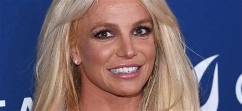 Britney Spears Teases Topless Cover For Memoir The Woman In Me