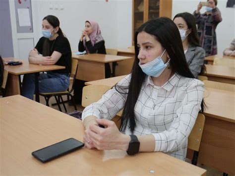В КЧГУ прошла встреча с представителями правоохранительных органов ...