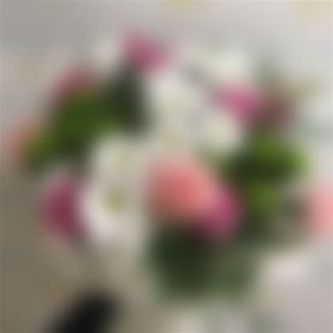 Работа флористов компании"Планета цветов" (ЗЯБ,17/17,тел 367303 ...