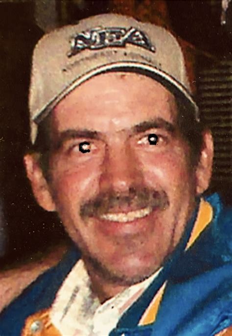 Kenneth Bredell | Proko-Wall Funeral Home & Crematory