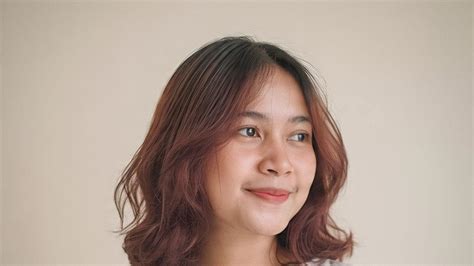 model rambut sebahu  rambut tebal   bikin penampilan
