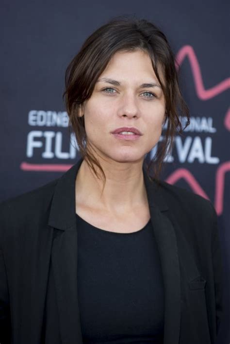 Ana Ularu – HawtCelebs