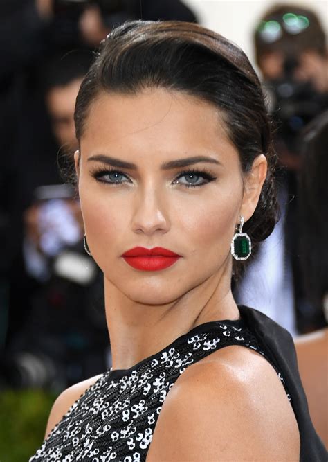 Adriana Lima Frases Quotesgram