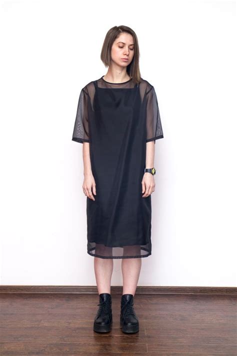 Платье из органзы | Cold shoulder dress, Dress, Fashion