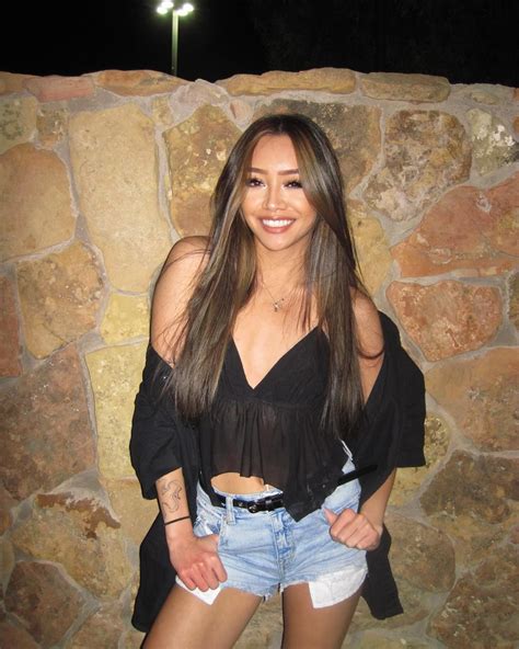 Jenavieve Cabasan | out n about | Instagram