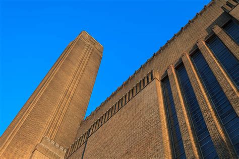 1 600+ Tate Modern Photos, taleaux et images libre de droits - iStock