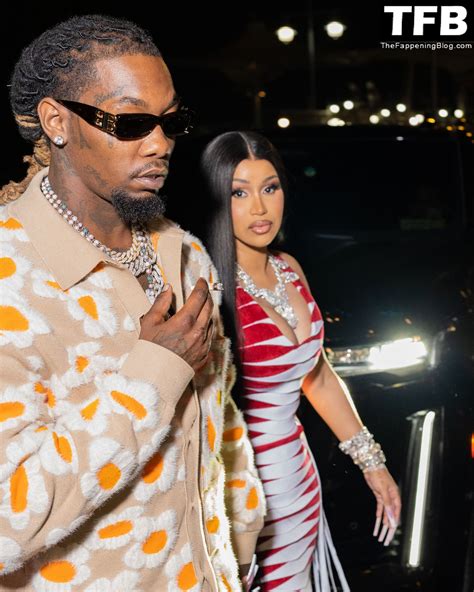 Cardi B Flaunts Her Cleavage as She Leaves a Club with Offset in NYC (8