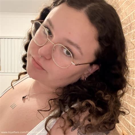 Findom Princess Kali’s Official Social Fan Page | LoyalFans