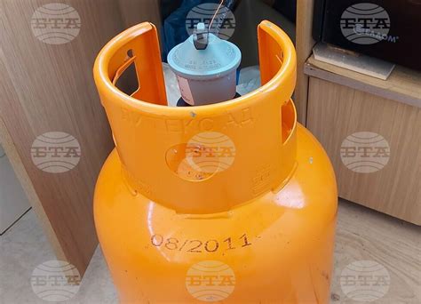 Флакон с фетил за насекоми предизвика взрив на газова бутилка в частен ...