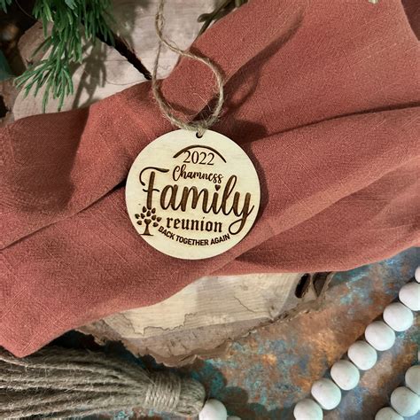 gift ideas for family reunion 9
