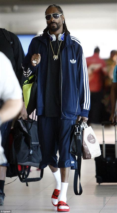 Snoop Dogg forgets he is a rapper and gets a little soulful Down Under ...