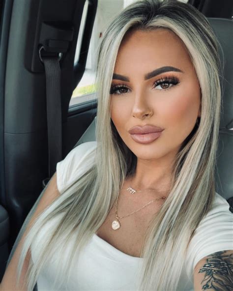 𝖫𝖺𝗎𝗋𝖾𝗇 𝖤𝗅𝗂𝗓𝖺𝖻𝖾𝗍𝗁 (@lo.lizzbeth) • Instagram photos and videos