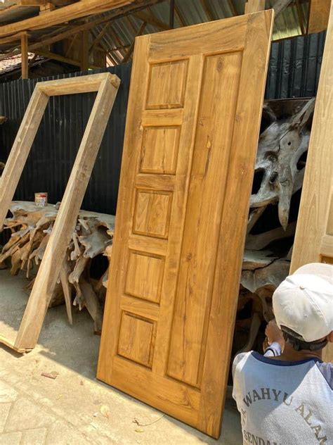 inspirasi model pintu kayu minimalis  hunian  girijati furniture