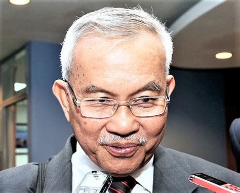 day  pride deserving  place  syllabus sarawak tribune