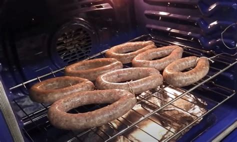 Домашняя колбаса готова за 3 часа: настоящая краковская в духовке