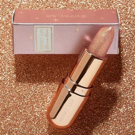 This Winky Lux Lipstick is All Over TikTok (Thanks, Pokimane!) - 7p58l70
