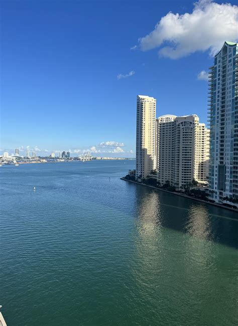 Roxanne Hall, Realtor | Pompano Beach FL