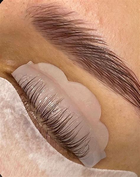 lash lamination – way to model you spa