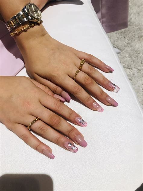 Https:sendmail3.screenrec.comindex.php20250306millie Bobby Brown Inspired Nails