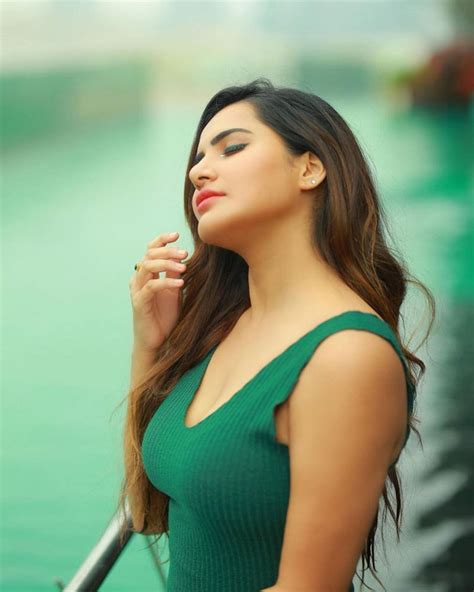 Ashu reddy hot new - Discussions - Andhrafriends.com