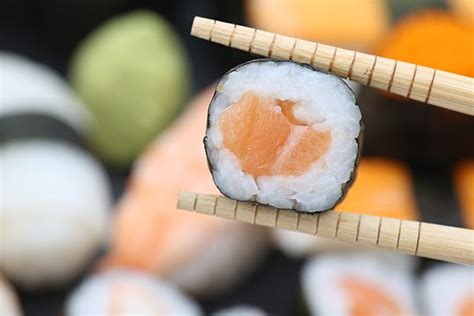 'Sushi terror' Pranks Outrage Japan - GreekReporter.com