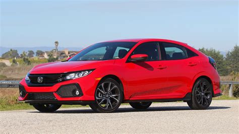 Honda Civic Hatchback News and Reviews | Motor1.com