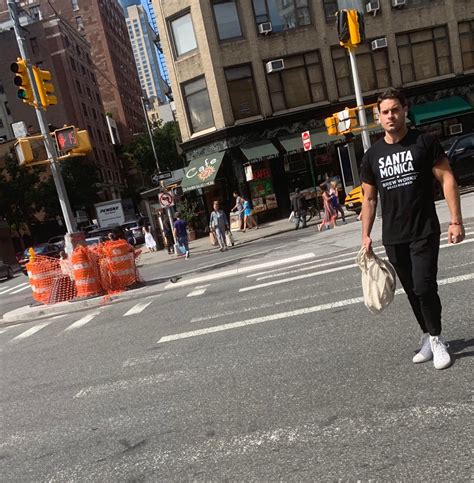 every day hotness | 71st Street - NYC - 9/8/19 *CAUGHT* Like this?...