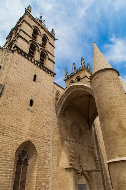 Premium Photo | Montpellier cathedral