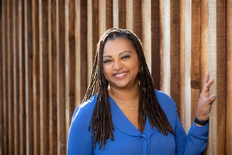 Kim Carson – Medium