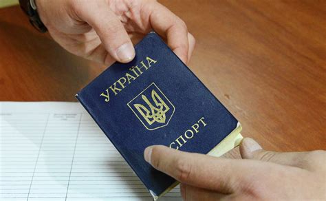 У Києві шахрайка підробила паспорт померлої жінки, щоб поцупити 200 ...