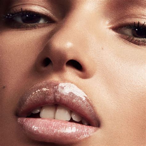 Блеск для губ Gloss Bomb Universal Lip Luminizer Fenty Beauty Rihanna ...
