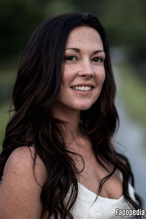 Amanda Shires Nude Leaks - Photo #3572052 - Fapopedia