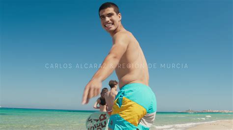 Paquete de Carlos Alcaraz en calzoncillos - Paquetissimo