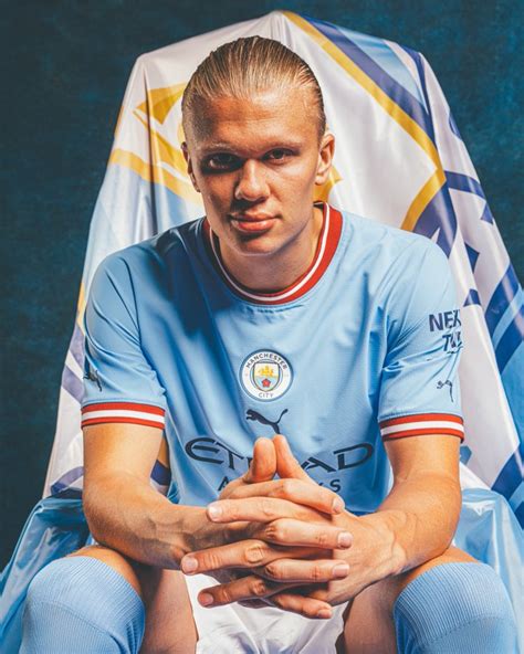 Erling Haaland on Twitter | Manchester city, Manchester city football ...