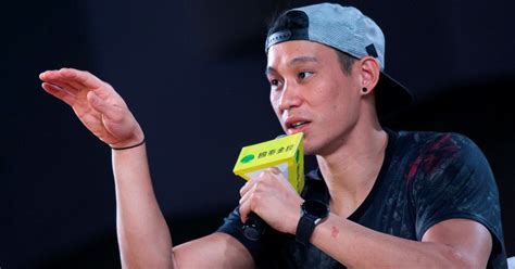 lin   raise   girls    womens history