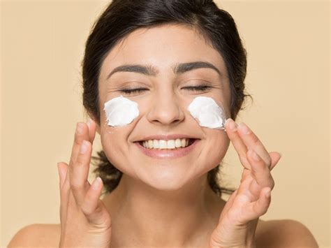 How to Exfoliate Properly, According to Derms