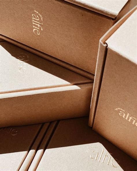 Eco-Friendly Folding Packaging Timberland Earthkeepers Shoebox | Eco packaging design, Packaging ...