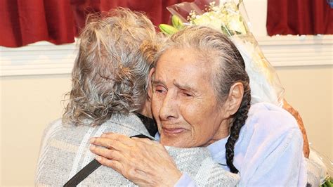 Twins reunite after 81 years apart thanks to a DNA test | 9news.com