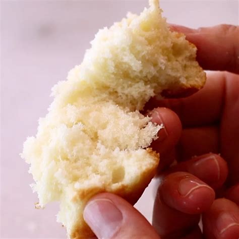 soft moist vanilla cake video easy recipe