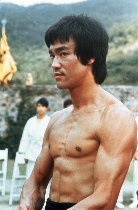 Download Bruce Lee, Martial Arts Legend | Wallpapers.com
